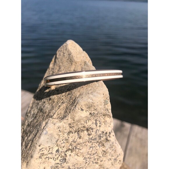 Daniel Wellington Emalie Rose Gold + White Enamel Bracelet size M - Picture 2 of 8